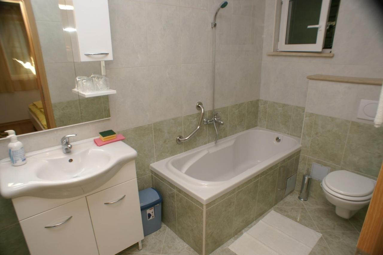 Apartments By The Sea Supetar, Brac - 4274 Extérieur photo